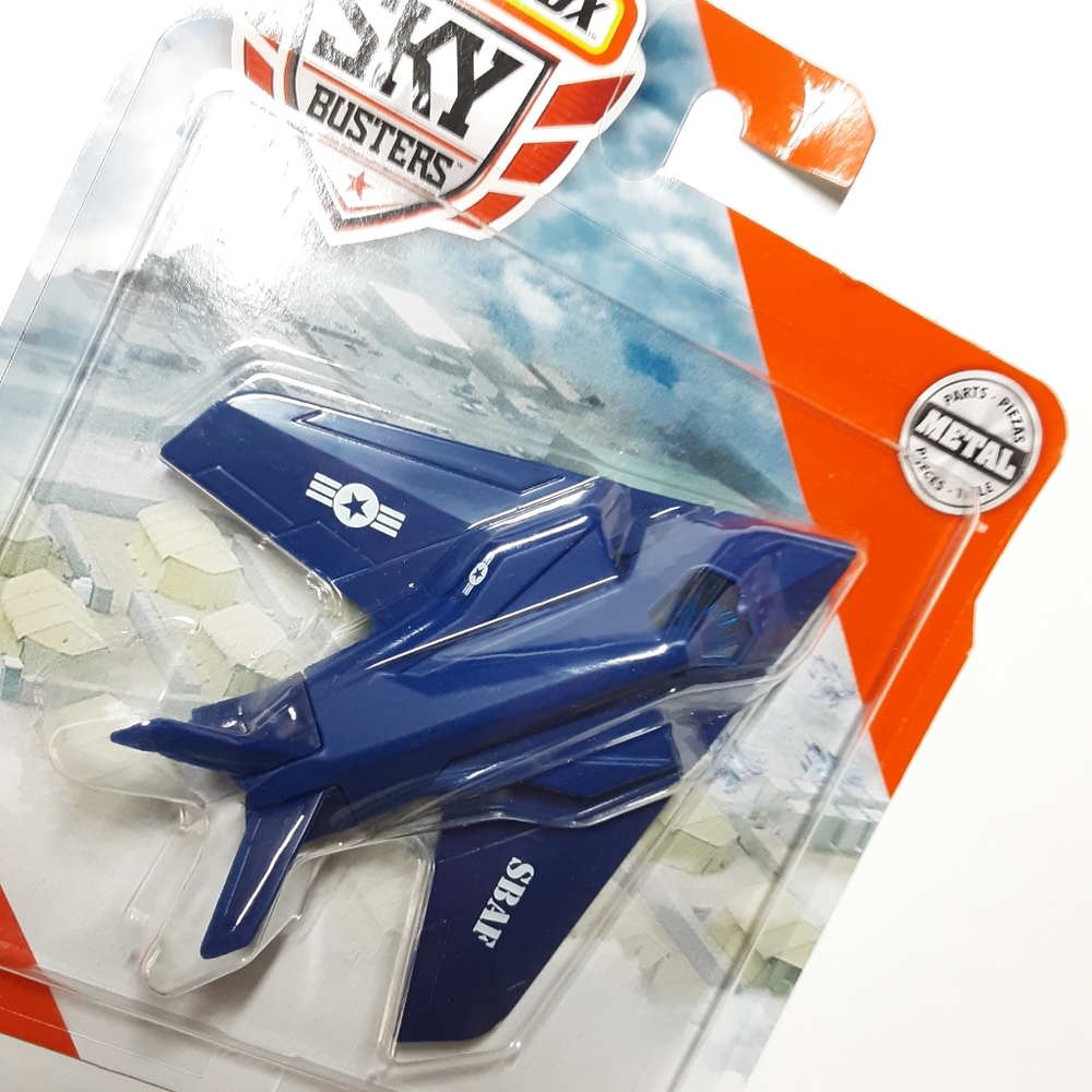 MATCHBOX SKY BUSTER LOCKHEED MARTIN F-117 NIGHTHAWK 7/13 NEW - Picture 3 of 3